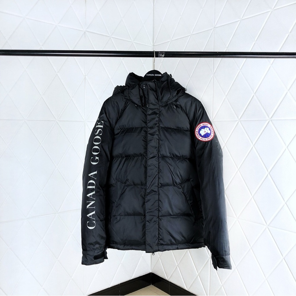 Canada Goose Black Approach Jacket